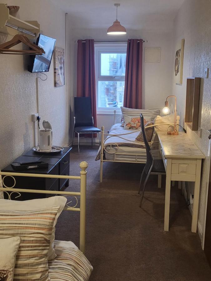 140 Bond Hotel Blackpool Luaran gambar